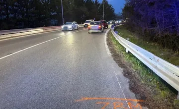 Polícia pátra po vodičovi Audi, ktorý po čelnej zrážke v Martine ušiel z miesta nehody