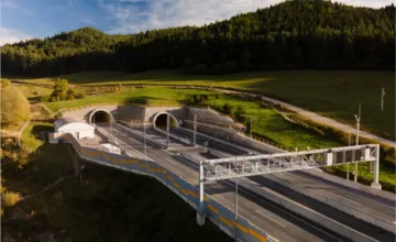 Tunel Považský Chlmec priebežne uzatvárajú, dôvodom je kolóna smerom na Kysuce