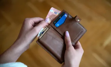 V Žilinskom kraji bolo najmenej bankrotov. Najviac ekonomicky padajú tridsiatnici, dlhy dobiehajú aj seniorov