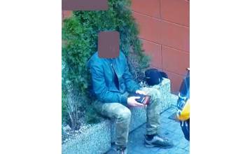23-ročný muž odcudzil z OC Mirage peňaženky, mestská polícia ho našla vďaka kamerám