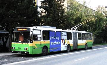 Chlapec z autobusu č.14 vystupujúci na Poľnej o 15:00 - kľúče máš na DPMŽ!