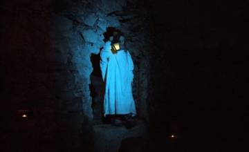 História ožíva - navštívte katakomby
