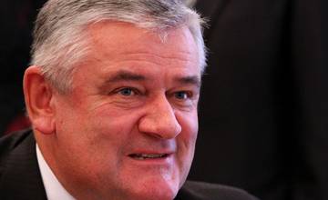 Ján Slota ohlásil kandidatúru