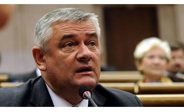 Ján Slota - znížený trest na 12 mesiacov