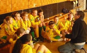 Jasné víťazstvá starších minižiačok s Levicami