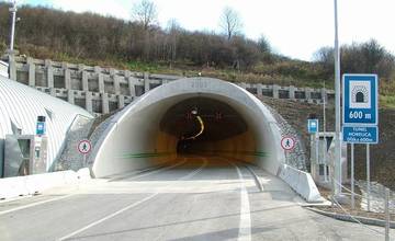 Kvôli tragickej dopravnej nehode je tunel Horelica uzatvorený