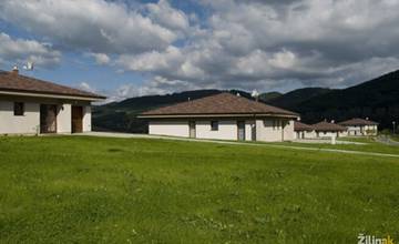 Mesto Žilina sa pokúsi predať kórejskú dedinu v Krasňanoch