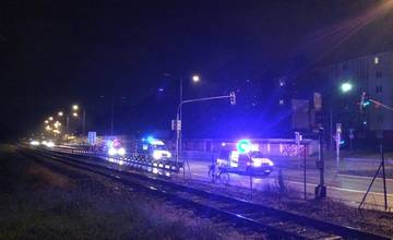 Na Rajeckej ceste došlo k zrážke sanitky a cyklistu