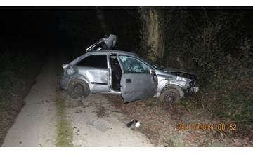 Nehodu v Hornom Hričove spôsobil mladý a neskúsený vodič