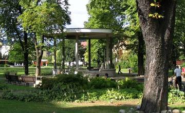 Otvorenie hudobného altánku v Sade SNP