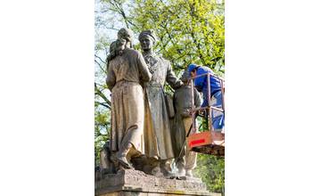 Ranná očista v Parku Slovenského národného povstania