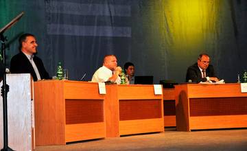 Verejná diskusia kandidátov na primátora - o občanoch bez občanov