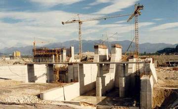 Fotografie z výstavby Vodného diela Žilina