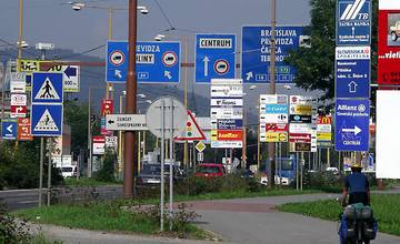 Z 6000 billboardov v Žiline je legálnych len 200.