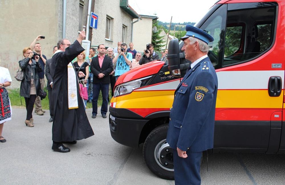 Nové hasičské vozidlo pre DZH Brodno, foto 7