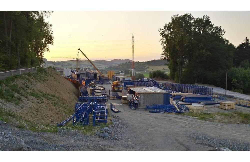 Priebeh prác na výstavbe D1 Hričovské Podhradie - Lietavská Lúčka, foto 3