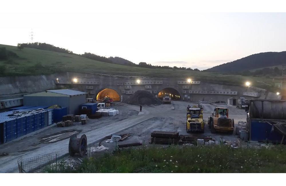 Priebeh prác na výstavbe D1 Hričovské Podhradie - Lietavská Lúčka, foto 11