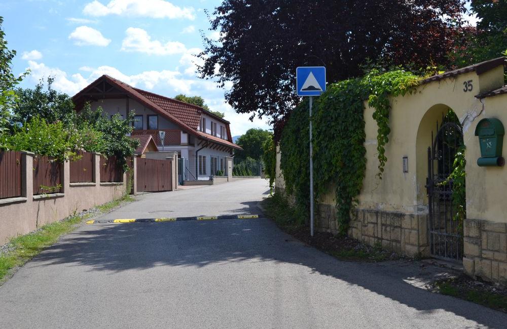 Nová jednosmerná cesta na ulici Majerská, časť Rosinky, foto 3