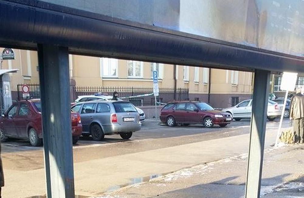 Neznámy páchateľ nahlásil bombu na súdoch a v prevádzkach Tesco, foto 4