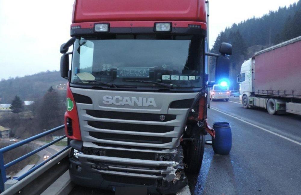 Dopravná nehoda Čadca, tunel Horelica - 15.12.2015, foto 3