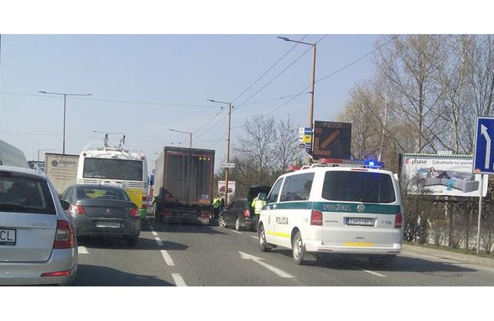 Dopravné nehody v Žiline - 18.3.2016, foto 1