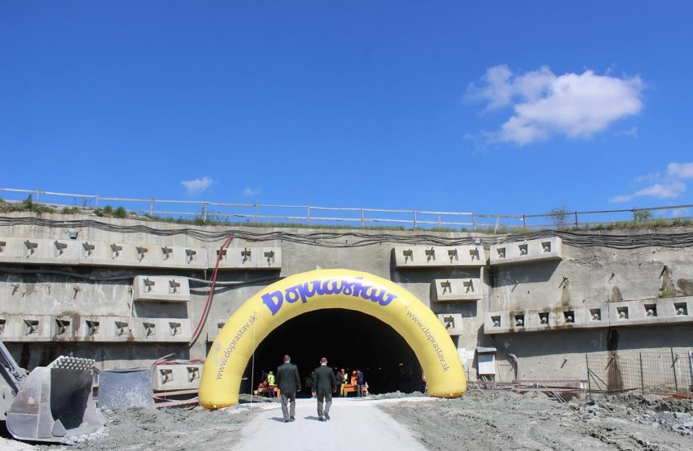 Prerazenie tunela Ovčiarsko 29.4.2016, foto 2
