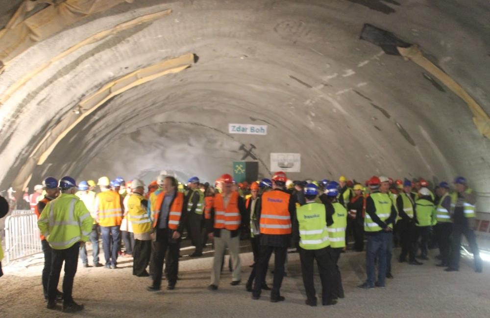 Prerazenie tunela Ovčiarsko 29.4.2016, foto 14