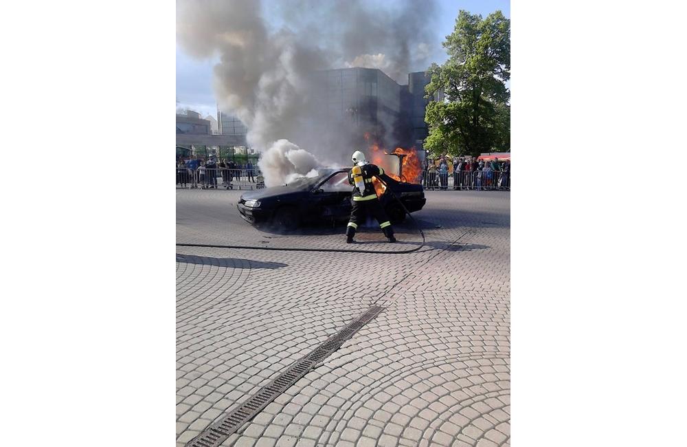 Ukážka zásahu hasičov na Dni sv. Floriána 2016 v Žiline, foto 4