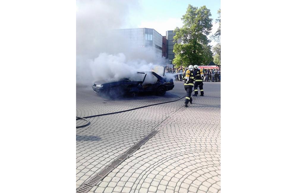 Ukážka zásahu hasičov na Dni sv. Floriána 2016 v Žiline, foto 5
