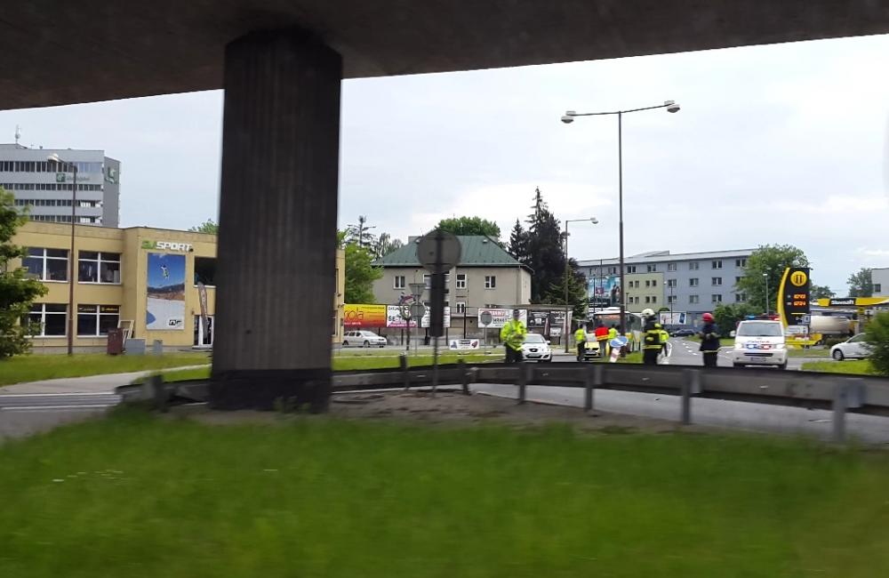 Dopravná nehoda na ulici Kysucká - 19.5.2016, foto 2