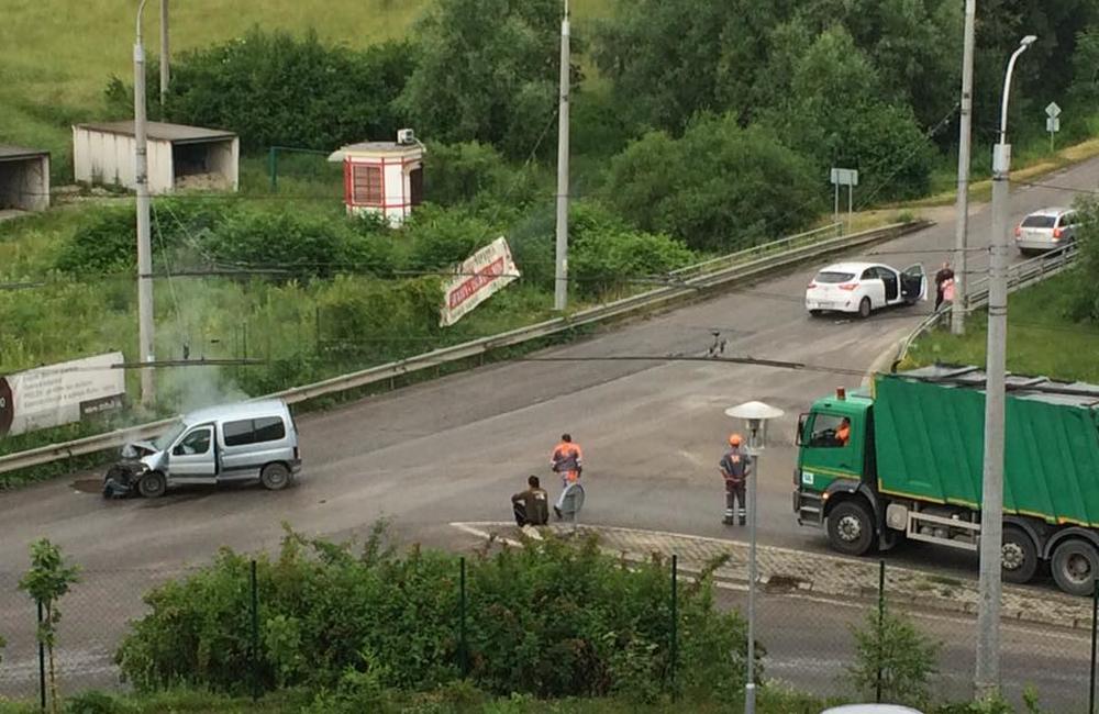 Dopravná nehoda Hôrecká cesta 20.6.2016, foto 2