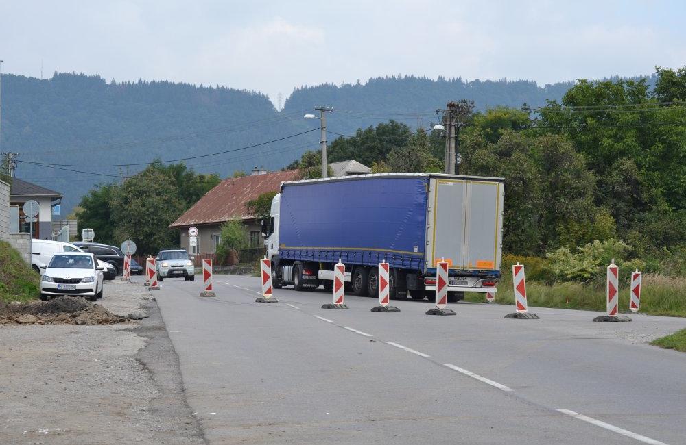 Práce na prestavbe okružnej križovatky v Celulózke pomaly začínajú, foto 12