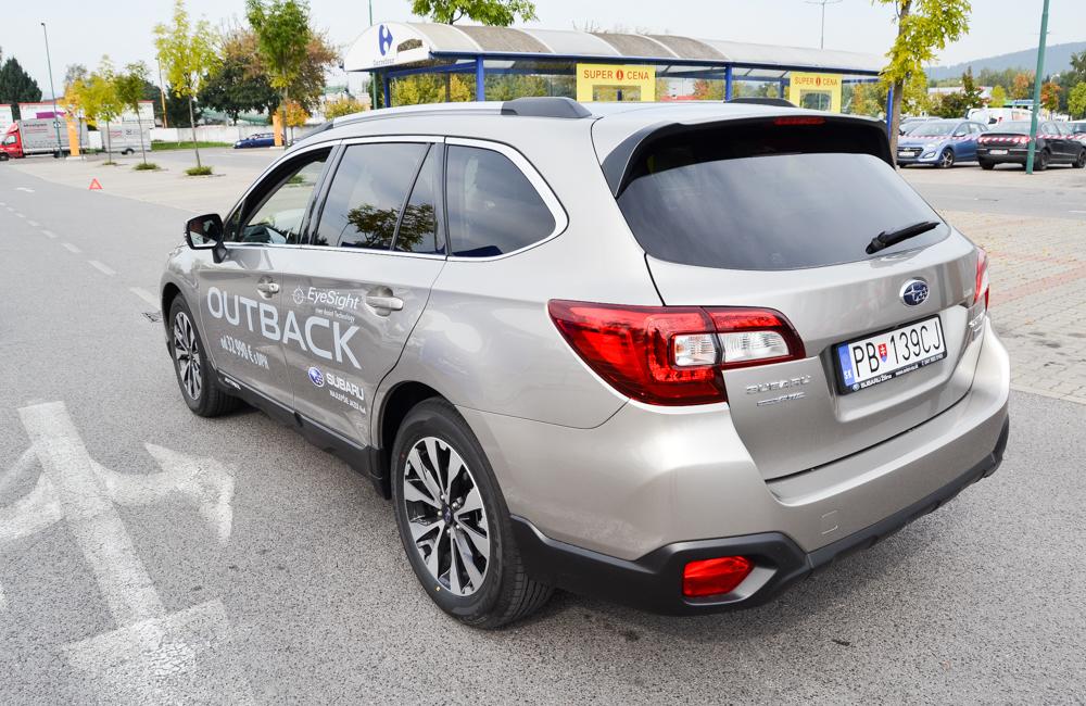 Test Subaru Eyesight na parkovisku pri OC Dubeň, foto 8