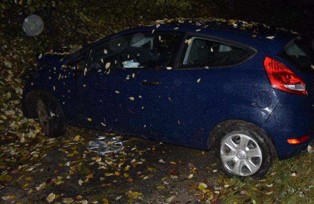 Mladíci ukradli auto, najmladší mal len 14 rokov, foto 6