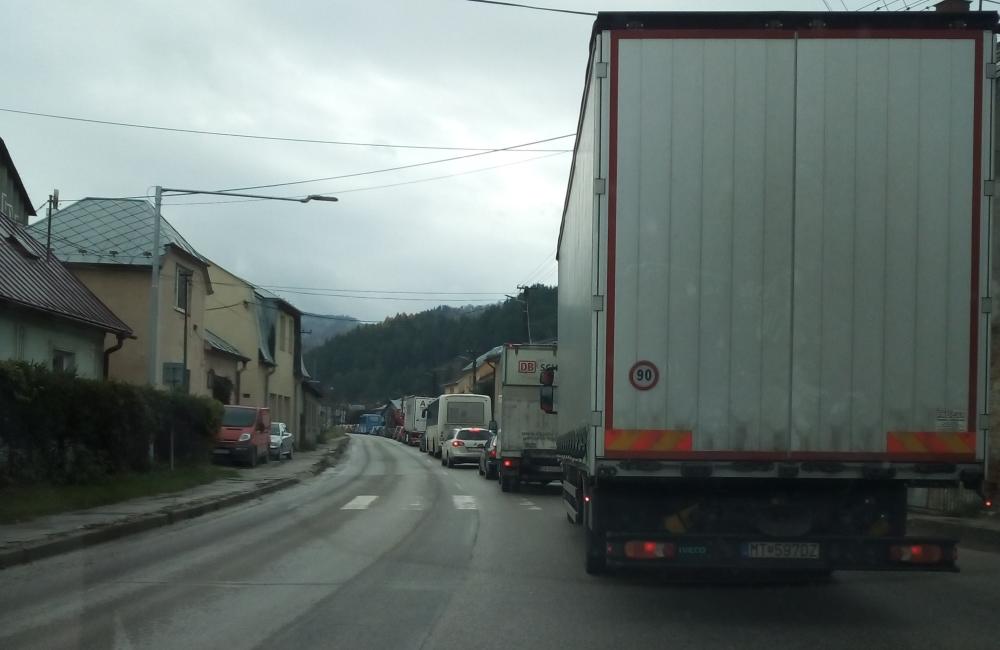 Kolóny na cestách do Čadce, Rajca a Martina, foto 1