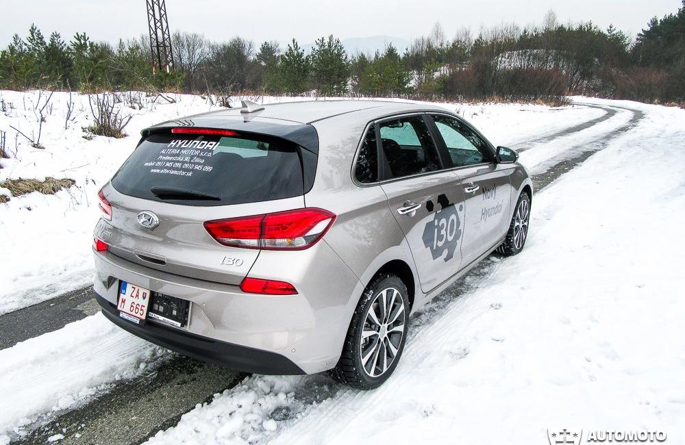 Hyundai i30 1,6 CRDi HP Now! a Hyundai i30 1,4 T-GDi Enter, foto 20