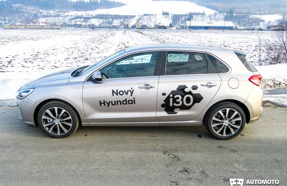 Hyundai i30 1,6 CRDi HP Now! a Hyundai i30 1,4 T-GDi Enter, foto 35