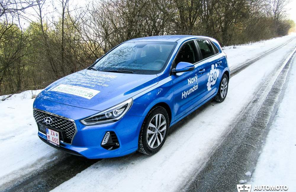 Hyundai i30 1,6 CRDi HP Now! a Hyundai i30 1,4 T-GDi Enter, foto 41