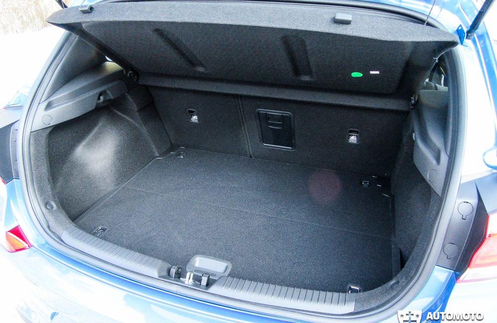 Hyundai i30 1,6 CRDi HP Now! a Hyundai i30 1,4 T-GDi Enter, foto 56
