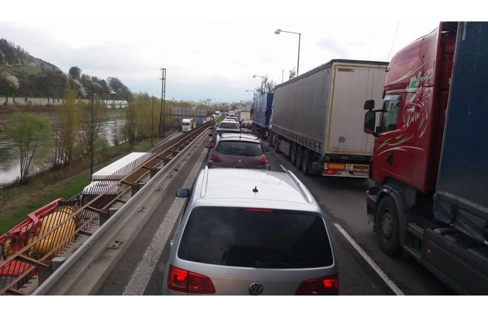 Dopravný kolaps v Žiline - 13.4.2017, foto 5