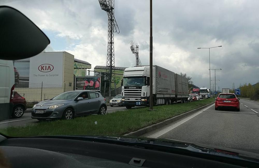 Dopravný kolaps v Žiline - 13.4.2017, foto 6