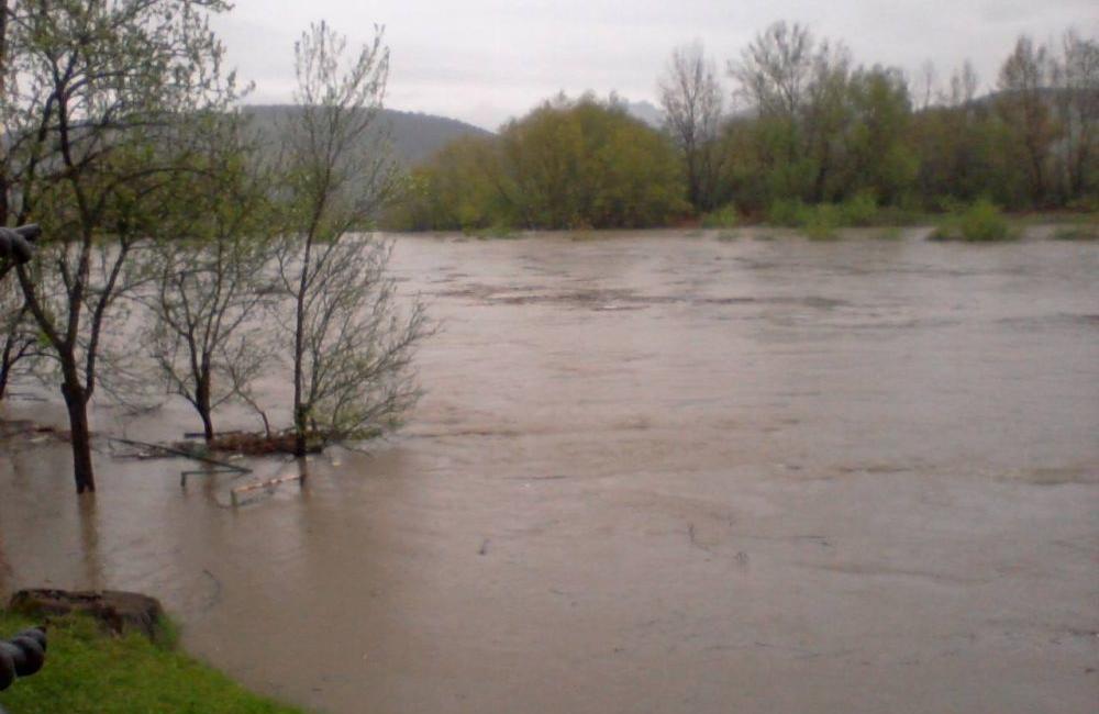 Záplavy, povodne a kamenná lavína vo Višňovom, foto 4
