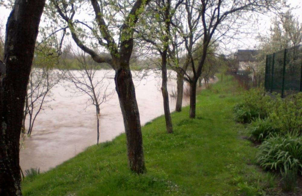 Záplavy, povodne a kamenná lavína vo Višňovom, foto 5
