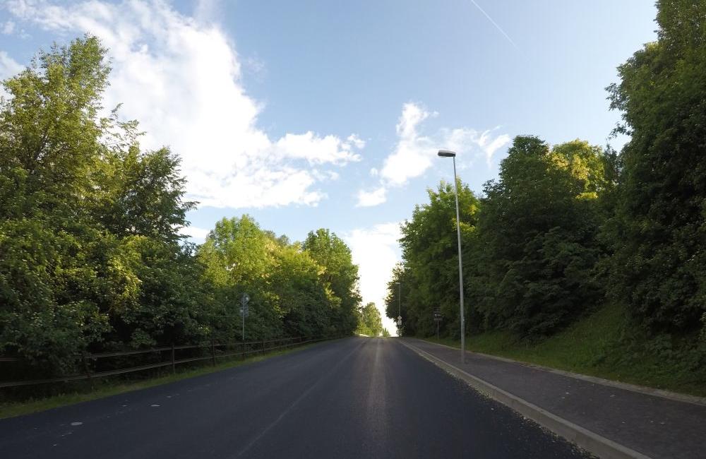 Na Rosinskej ceste začali s frézovaním starej cesty, foto 8