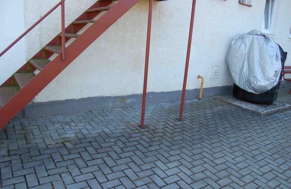 Dvaja mladíci zo Žiliny vykrádali autá, dvory a objekty, polícia ich dolapila, foto 4