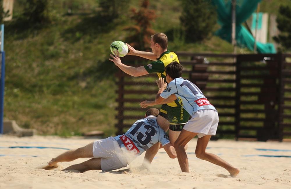 Medzinárodný turnaj v plážovom rugby Bears Beach Rugby v Žiline, foto 7