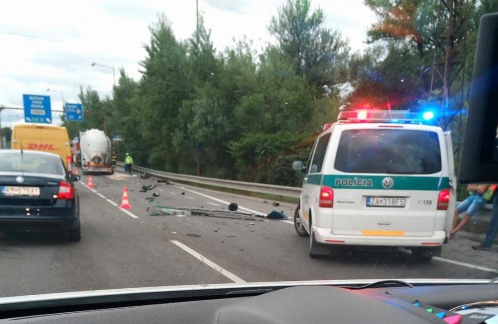 Dopravná nehoda pri mestskej časti Budatín - 13.7.2017, foto 4