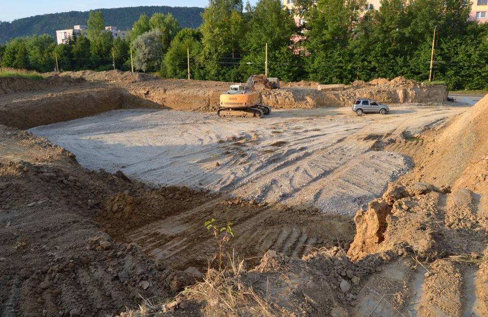 Výstavba nového parkoviska na sídlisku Vlčince, foto 2