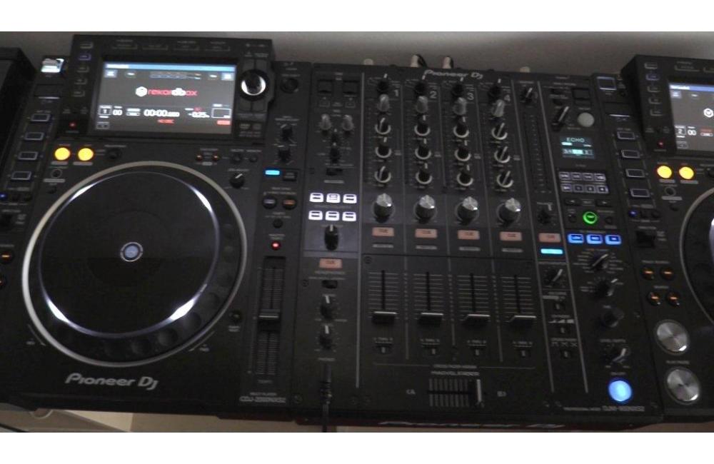 Mladík z Čadce predával prenajatú DJ techniku na internete, foto 2