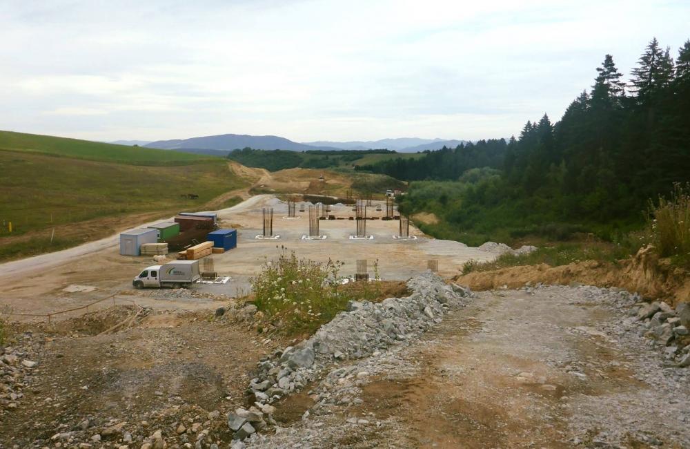 NDS zverejnila aktuálne fotky zo stavby diaľničného úseku D1 Lietavská Lúčka - Dubná Skala, foto 6